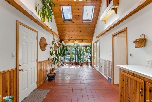 1309 Somerset Lane, Fort Wayne, IN 46805