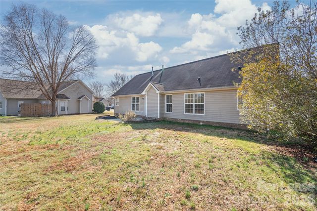 1020 Cranston Crossing Place, Indian Trail, NC 28079