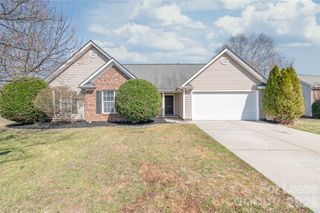 1020 Cranston Crossing Place, Indian Trail, NC 28079