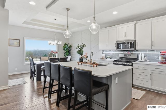 18859 Patrick Avenue, Elkhorn, NE 68022
