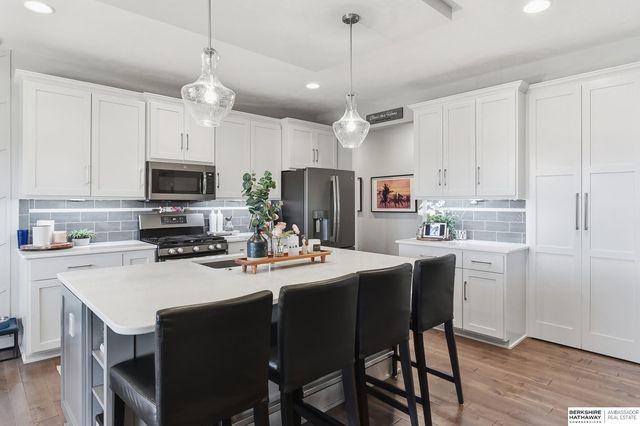 18859 Patrick Avenue, Elkhorn, NE 68022