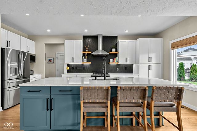 16688 Ayshire Drive, Fishers, IN 46037