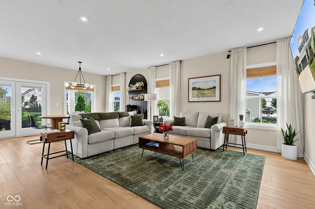 16688 Ayshire Drive, Fishers, IN 46037