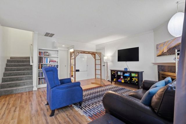 229 Silver Leaf Drive B, Watsonville, CA 95076