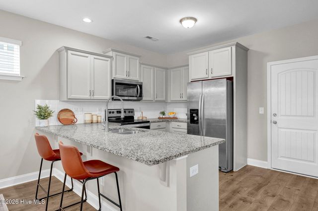 7025 Cameron Trace Drive, Wilmington, NC 28411