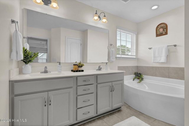 7025 Cameron Trace Drive, Wilmington, NC 28411