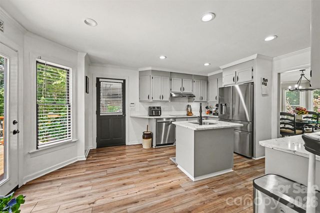 1613 Dennbriar Drive NW, Concord, NC 28027