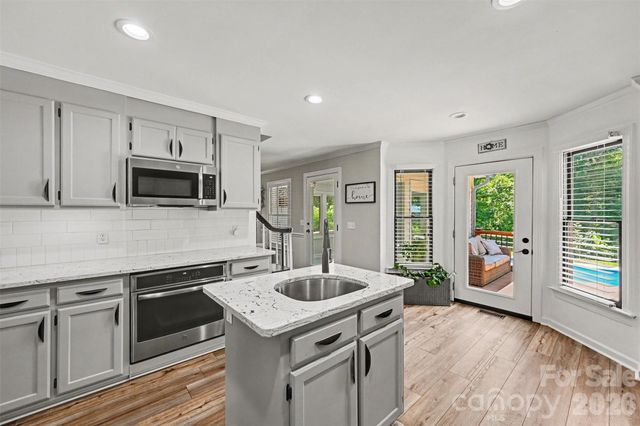1613 Dennbriar Drive NW, Concord, NC 28027
