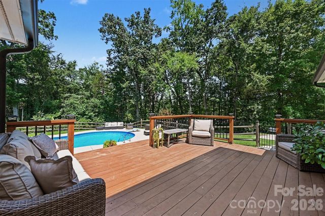 1613 Dennbriar Drive NW, Concord, NC 28027
