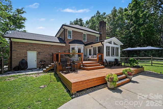 1613 Dennbriar Drive NW, Concord, NC 28027