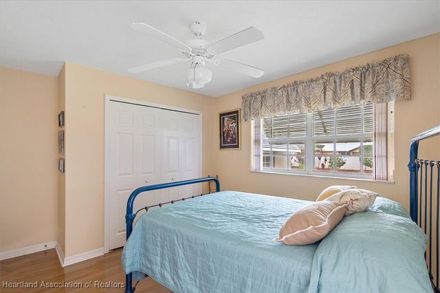 109 Lakefront Court NE, Lake Placid, FL 33852