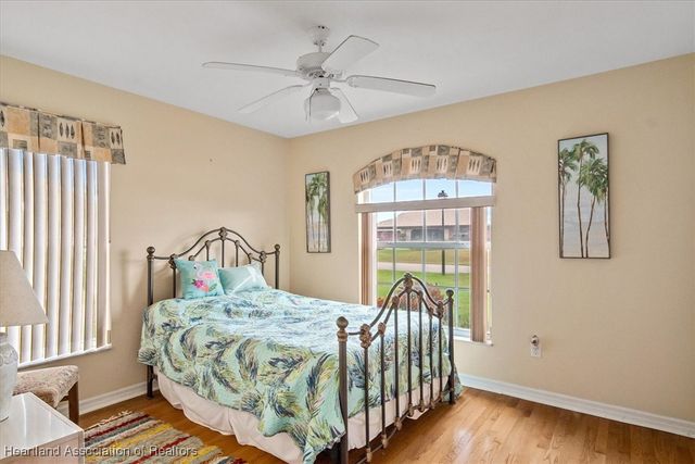 109 Lakefront Court NE, Lake Placid, FL 33852