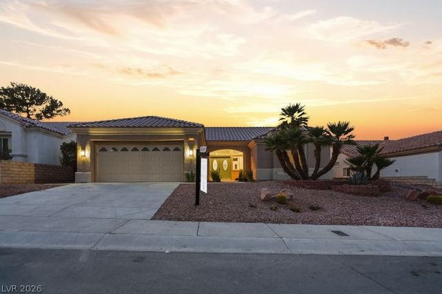 2621 Hanging Rock Drive, Las Vegas, NV 89134