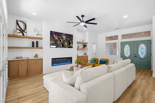 2621 Hanging Rock Drive, Las Vegas, NV 89134