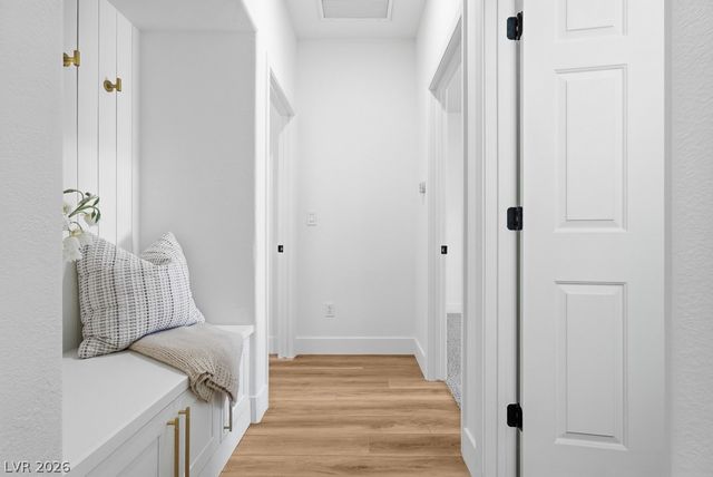 2621 Hanging Rock Drive, Las Vegas, NV 89134