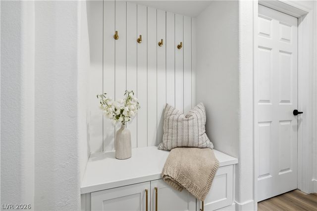 2621 Hanging Rock Drive, Las Vegas, NV 89134