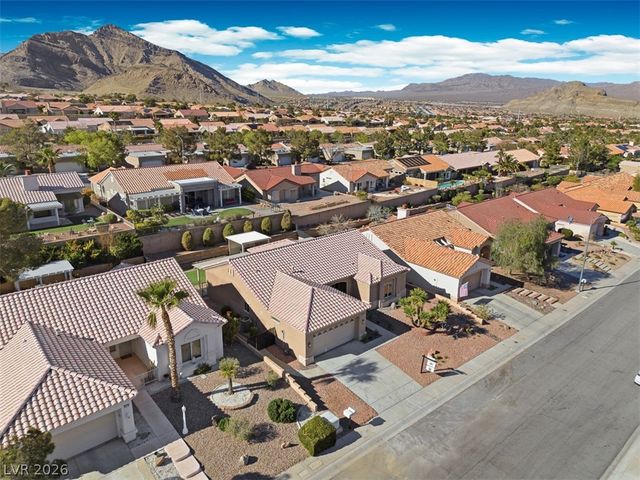 2621 Hanging Rock Drive, Las Vegas, NV 89134