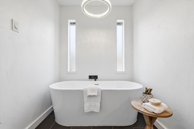 5068 Lake View Circle, North Richland Hills, TX 76180