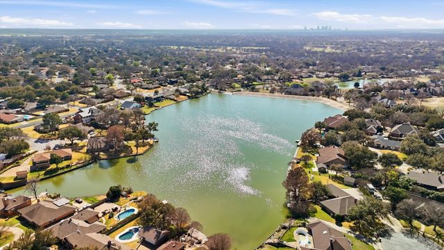 5068 Lake View Circle, North Richland Hills, TX 76180