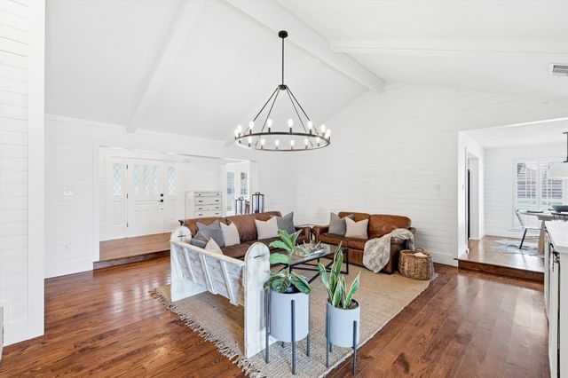 5068 Lake View Circle, North Richland Hills, TX 76180