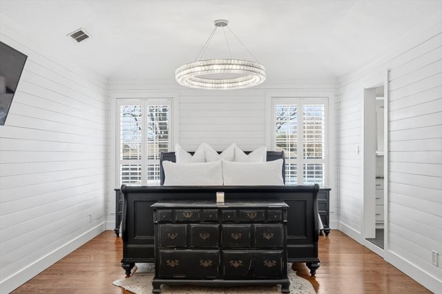 5068 Lake View Circle, North Richland Hills, TX 76180