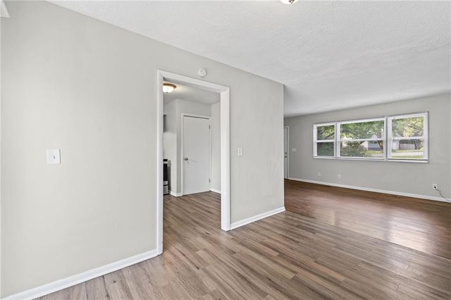 7801 E 99 Terrace, Kansas City, MO 64134
