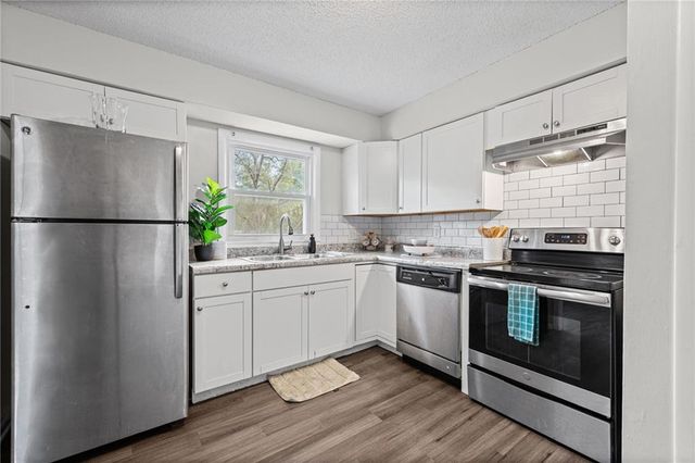 7801 E 99 Terrace, Kansas City, MO 64134