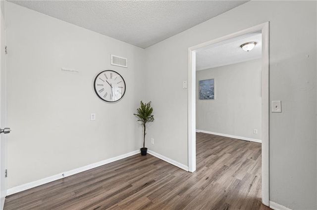 7801 E 99 Terrace, Kansas City, MO 64134