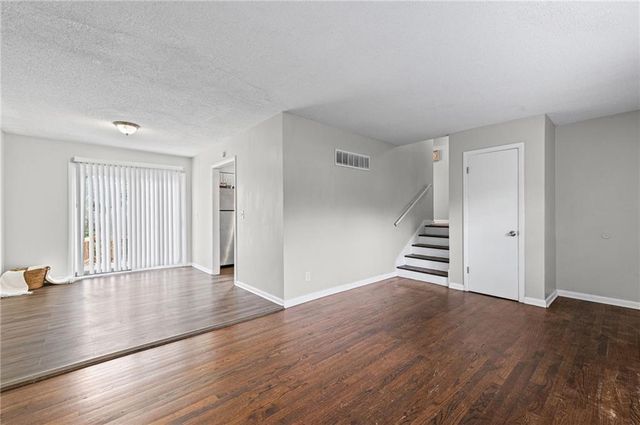 7801 E 99 Terrace, Kansas City, MO 64134