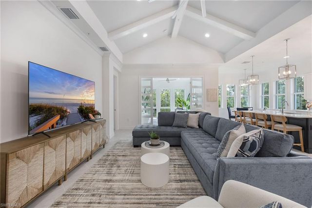 6532 Dominica DR 202, Naples, FL 34113