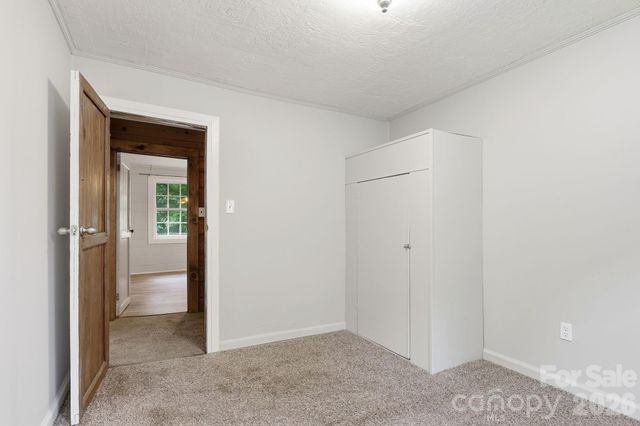 226 Vance Avenue, Black Mountain, NC 28711