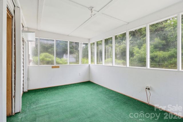 226 Vance Avenue, Black Mountain, NC 28711