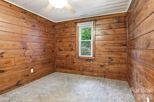 226 Vance Avenue, Black Mountain, NC 28711
