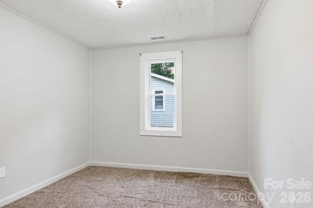 226 Vance Avenue, Black Mountain, NC 28711