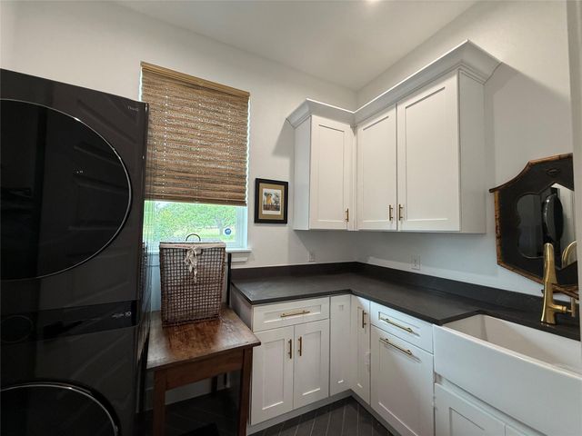 2028 Flite Acres RD, Wimberley, TX 78676