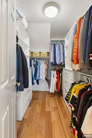 316 Nelson Court, Edgewater, NJ 07020