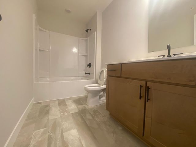 13792 Hollybrook Circle, Apple Valley, MN 55124