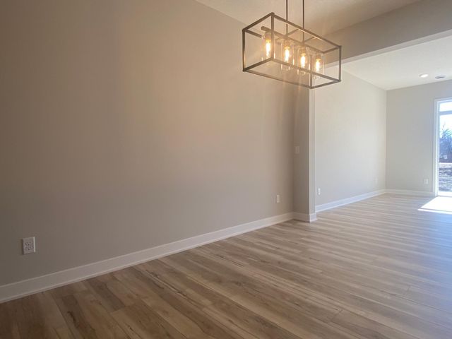 13792 Hollybrook Circle, Apple Valley, MN 55124