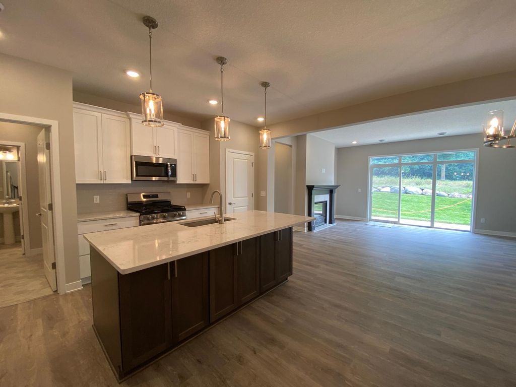 13792 Hollybrook Circle, Apple Valley, MN 55124 — photo 3