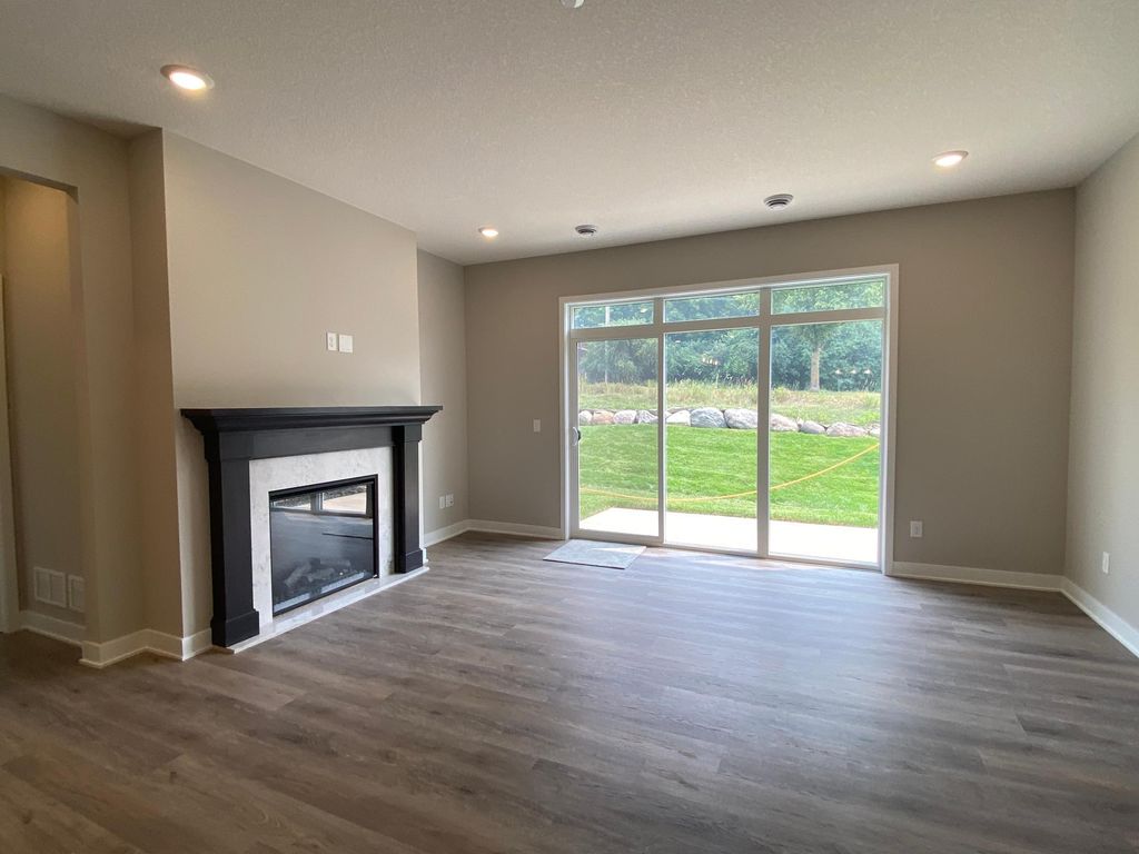 13792 Hollybrook Circle, Apple Valley, MN 55124 — photo 5
