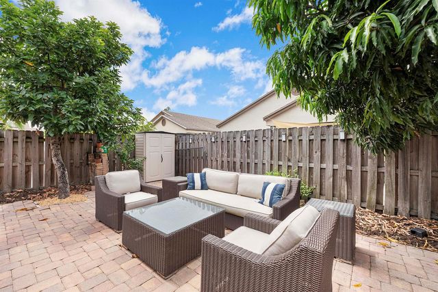 3441 NW 20th Street, Coconut Creek, FL 33066