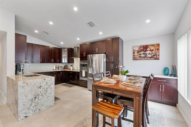 3441 NW 20th Street, Coconut Creek, FL 33066