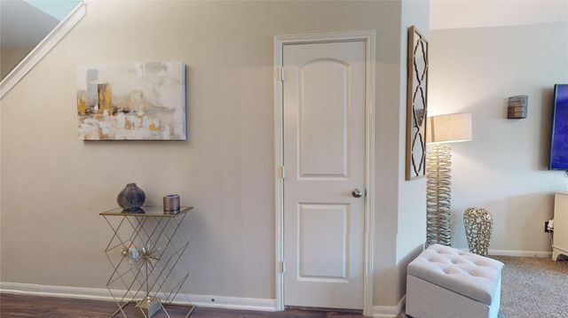 10555 Logger Pine Trail, Houston, TX 77088