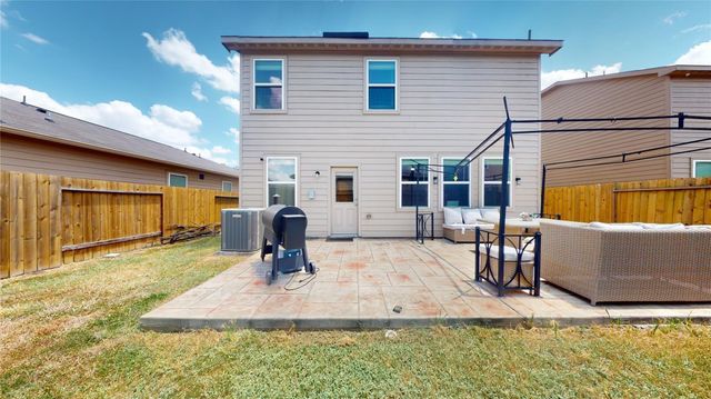 10555 Logger Pine Trail, Houston, TX 77088