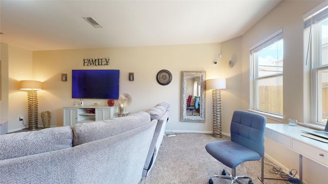 10555 Logger Pine Trail, Houston, TX 77088