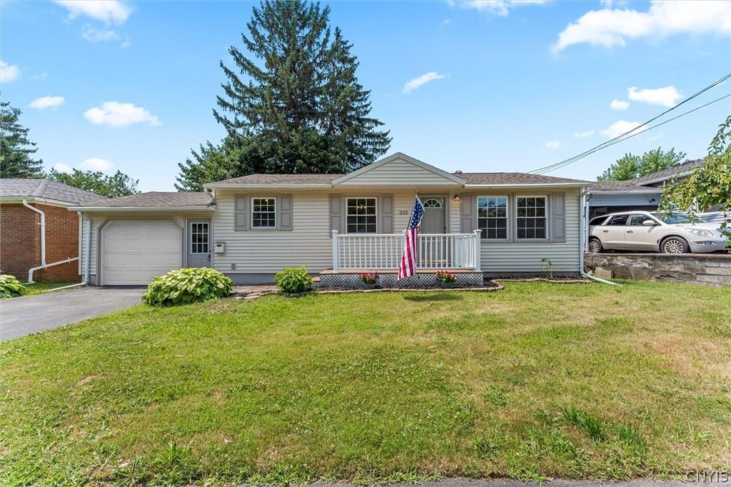 225 Wainwright Avenue, Syracuse, NY 13208