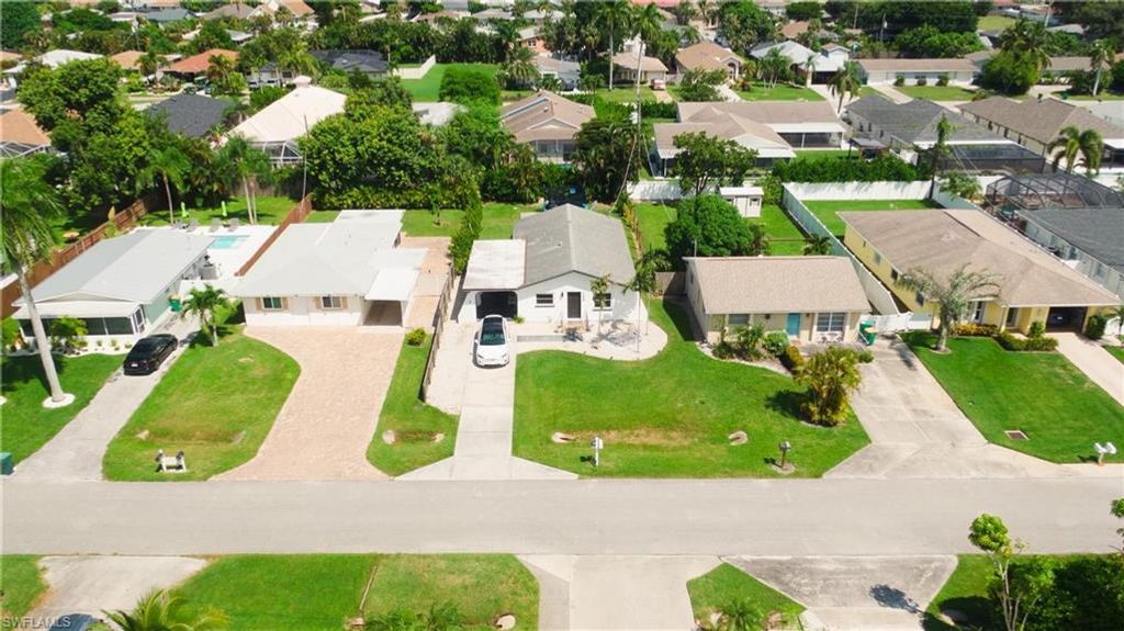 759 100th AVE N, NAPLES, FL 34108 — photo 4