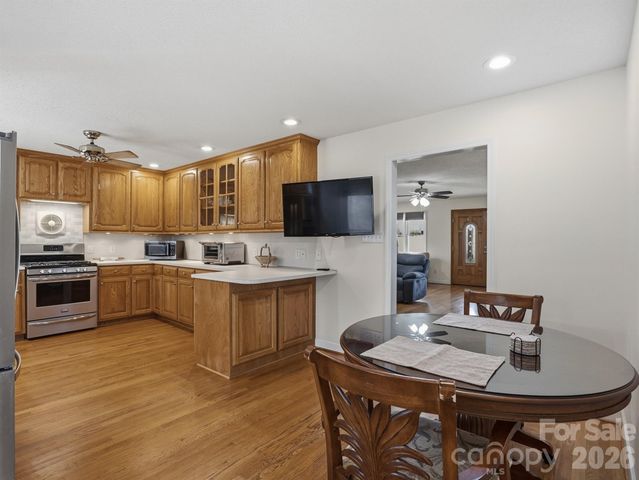 544 Hicks Creek Road, Troutman, NC 28166