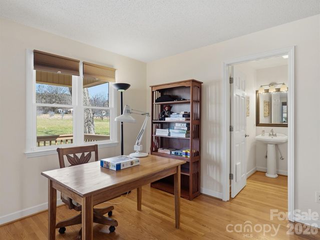 544 Hicks Creek Road, Troutman, NC 28166