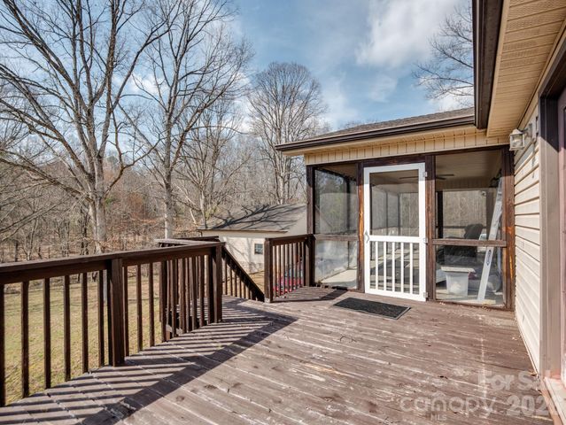 544 Hicks Creek Road, Troutman, NC 28166